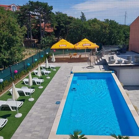 Apartments Adria Crikvenica Exterior photo