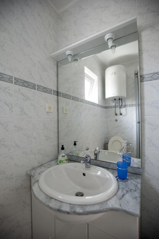 Apartments Adria Crikvenica Exterior photo