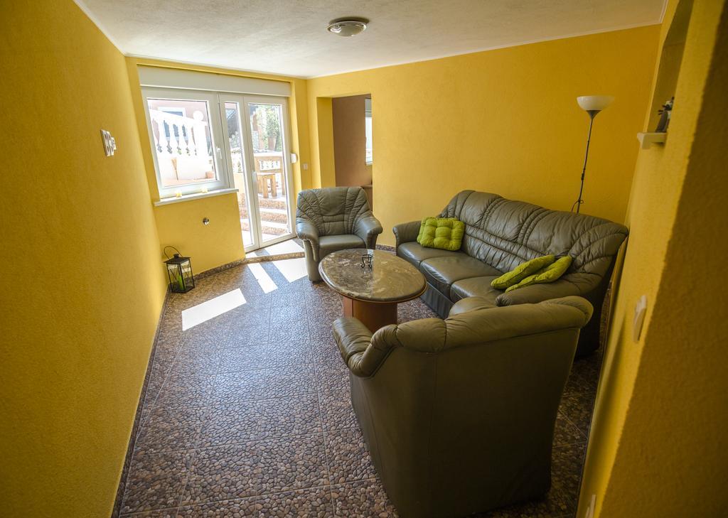 Apartments Adria Crikvenica Exterior photo