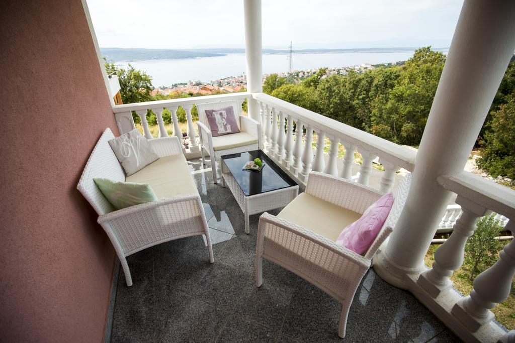 Apartments Adria Crikvenica Exterior photo